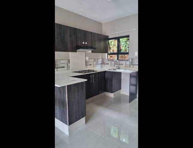 2 BEDROOM APARTMENT RENTED IN PARK HILL